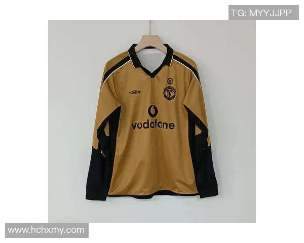 足球明星签名纪念球珍藏版解析球迷热衷收藏的独特魅力与价值